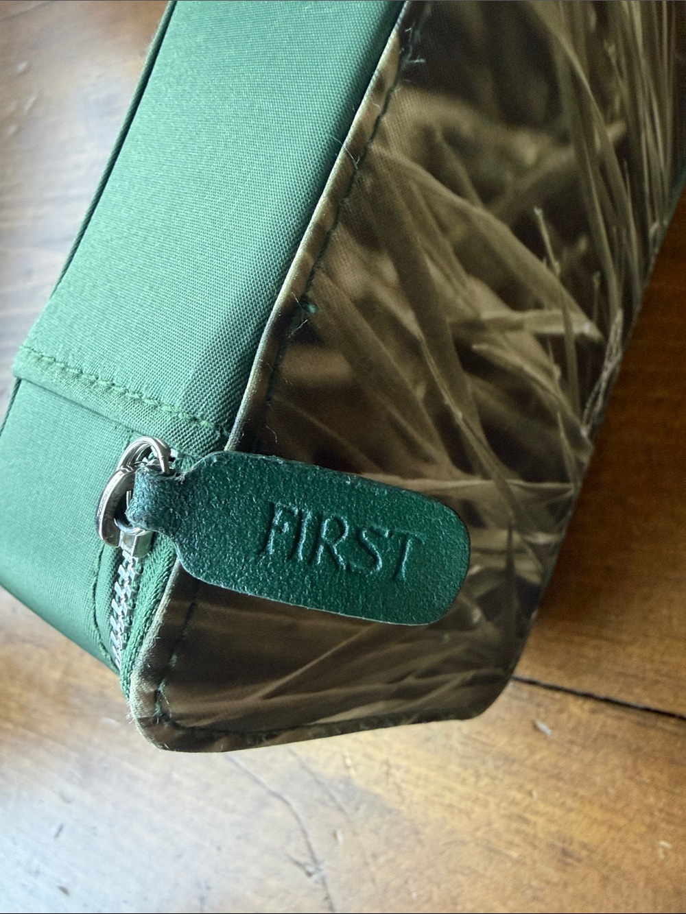 ANYA HINDMARCH Green Grass Makeup Case - Picture 9 of 13
